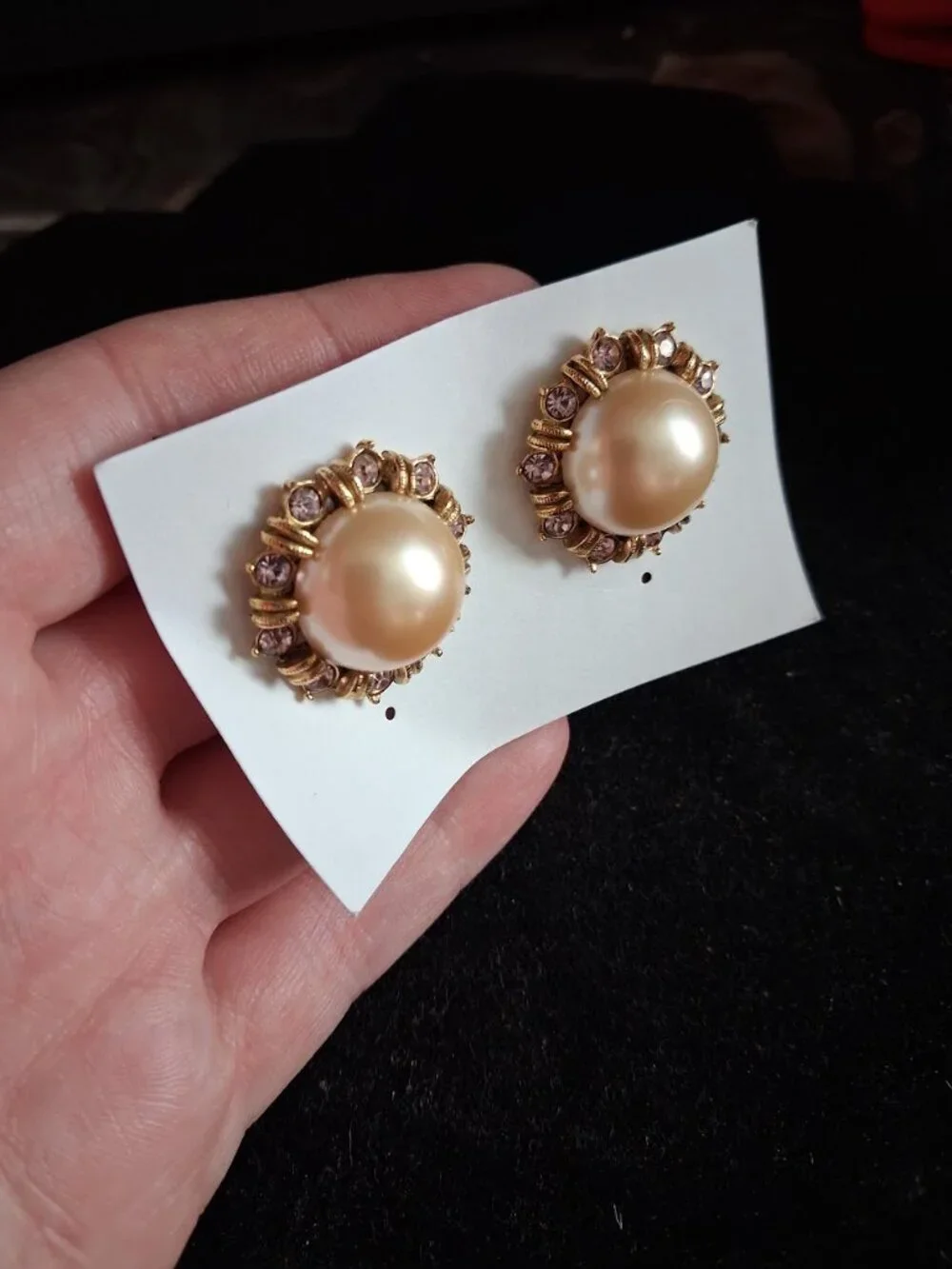 Retro style stud earrings